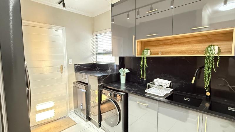 4 Bedroom Property for Sale in Golden Fields Estate Gauteng