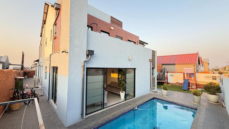 4 Bedroom Property for Sale in Golden Fields Estate Gauteng