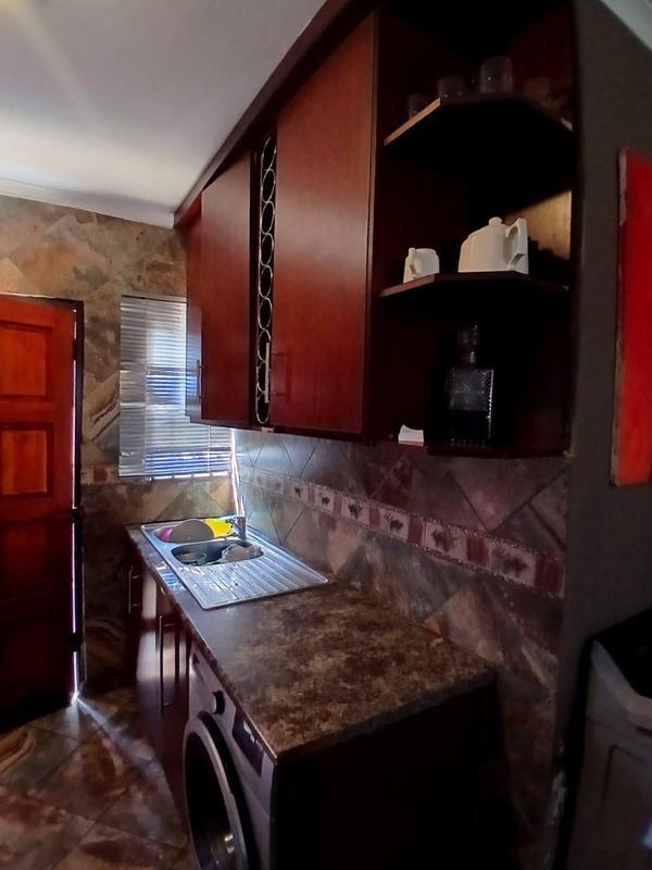 2 Bedroom Property for Sale in Bram Fischerville Gauteng
