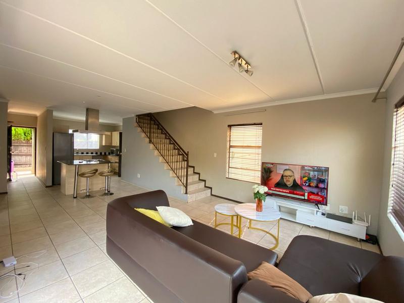 3 Bedroom Property for Sale in Fourways Gardens Gauteng