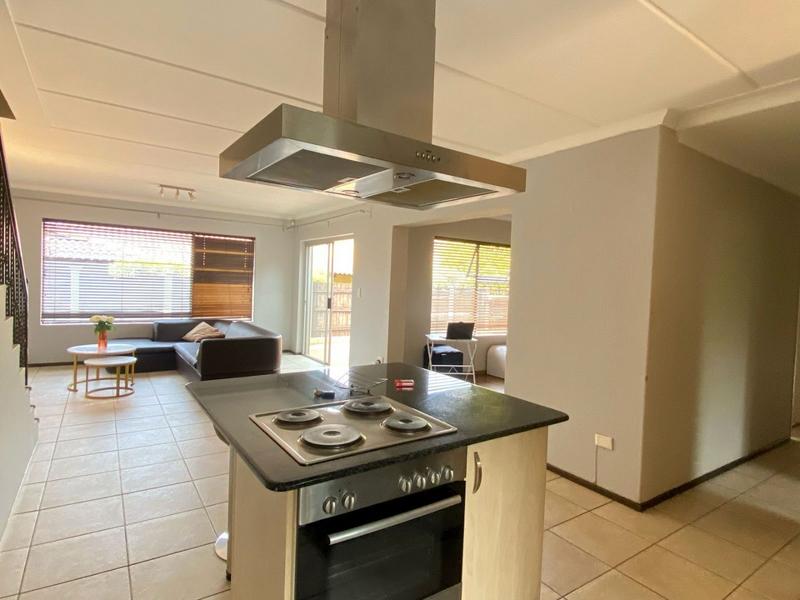 3 Bedroom Property for Sale in Fourways Gardens Gauteng
