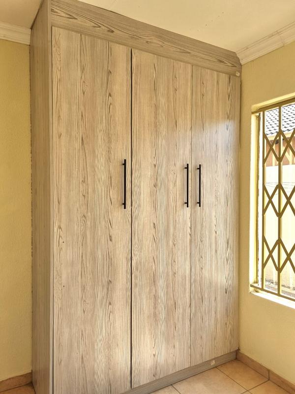 3 Bedroom Property for Sale in Roodekop Gauteng