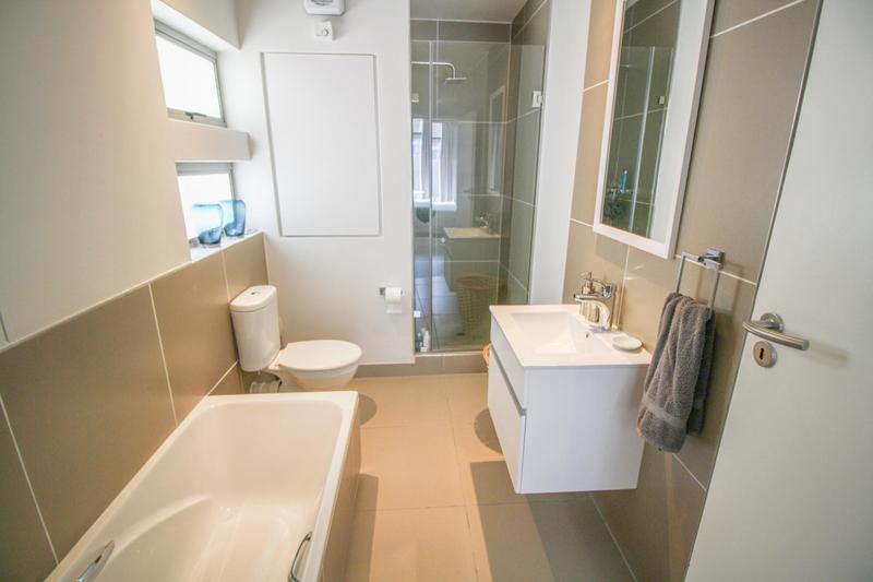 2 Bedroom Property for Sale in Rivonia Gauteng