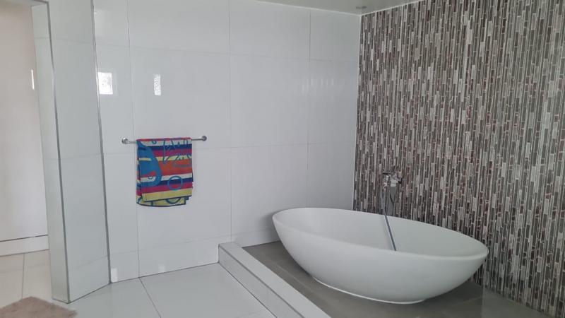 To Let 6 Bedroom Property for Rent in Bedfordview Gauteng