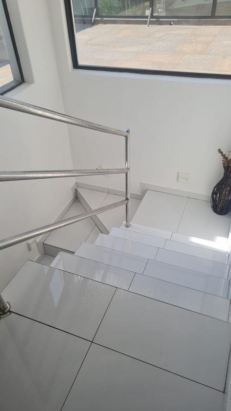 To Let 6 Bedroom Property for Rent in Bedfordview Gauteng
