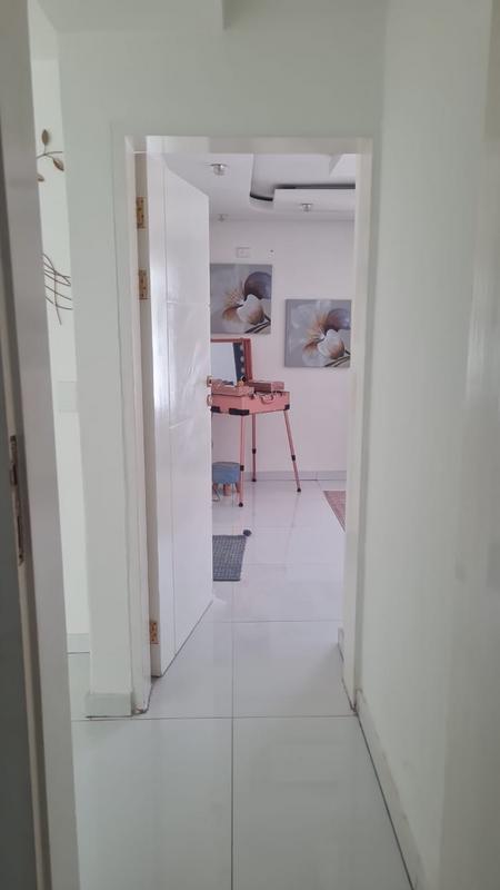 To Let 6 Bedroom Property for Rent in Bedfordview Gauteng
