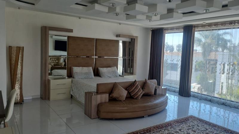 To Let 6 Bedroom Property for Rent in Bedfordview Gauteng
