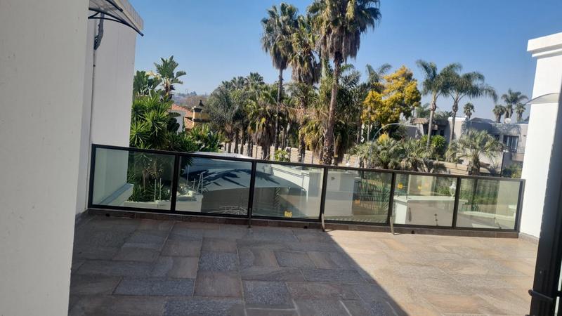 To Let 6 Bedroom Property for Rent in Bedfordview Gauteng