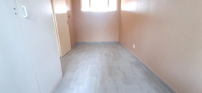 To Let 1 Bedroom Property for Rent in Eden Glen Gauteng