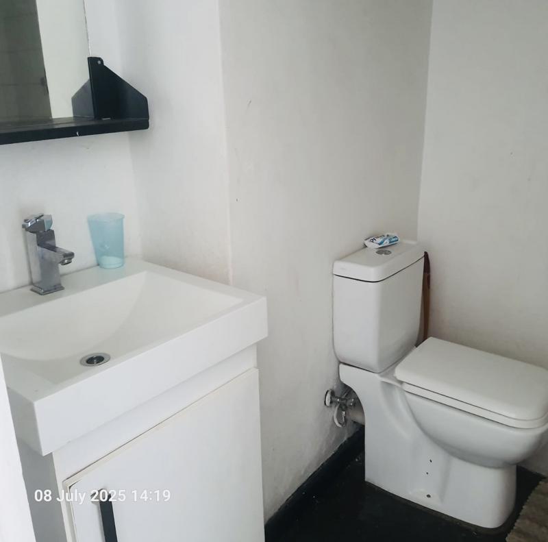 1 Bedroom Property for Sale in Maboneng Gauteng