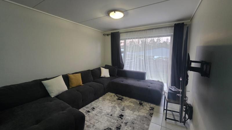 To Let 3 Bedroom Property for Rent in Greenstone Hill Gauteng