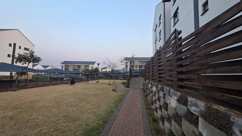 To Let 3 Bedroom Property for Rent in Greenstone Hill Gauteng