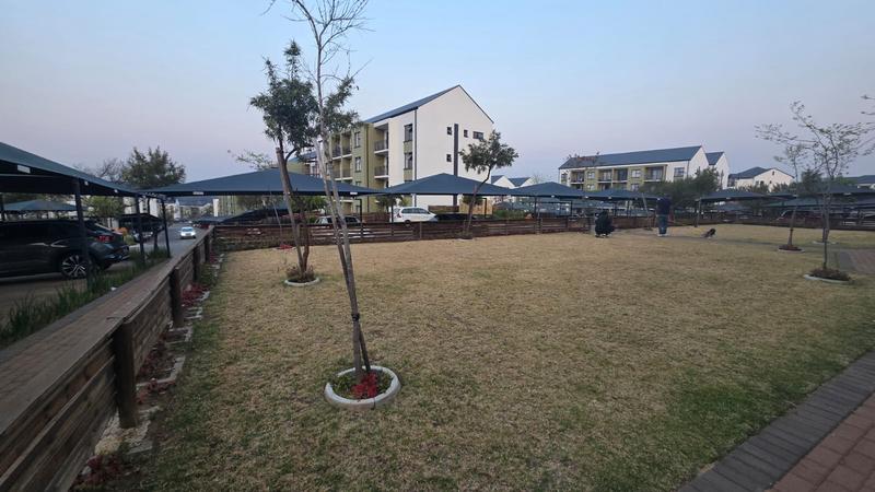 To Let 3 Bedroom Property for Rent in Greenstone Hill Gauteng