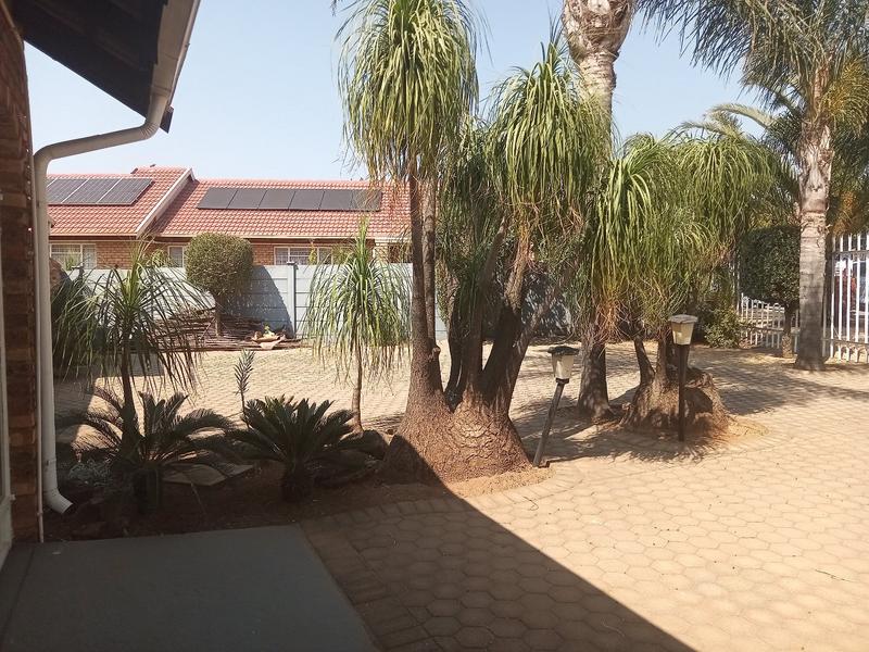 3 Bedroom Property for Sale in Randpoort Gauteng