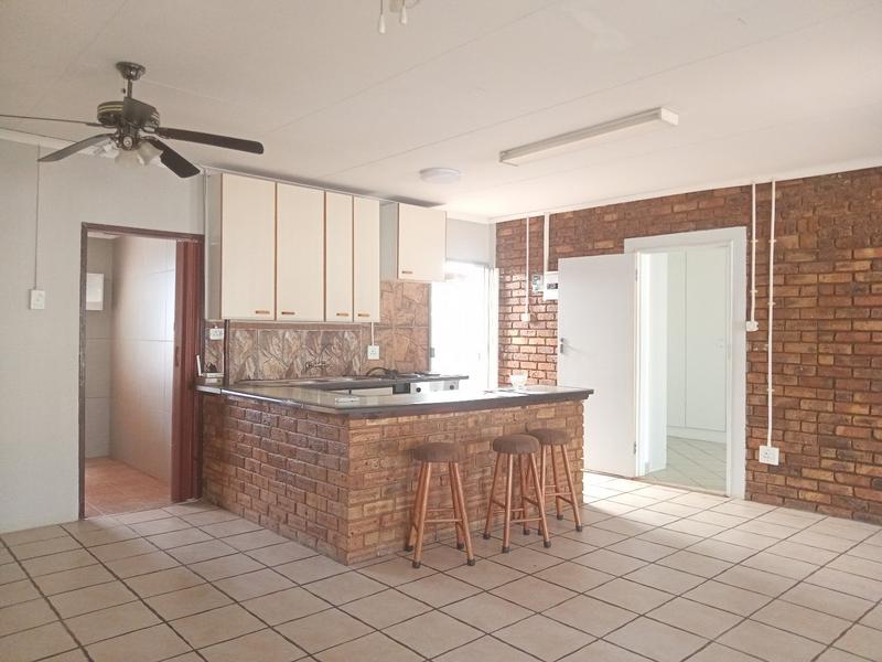 3 Bedroom Property for Sale in Randpoort Gauteng