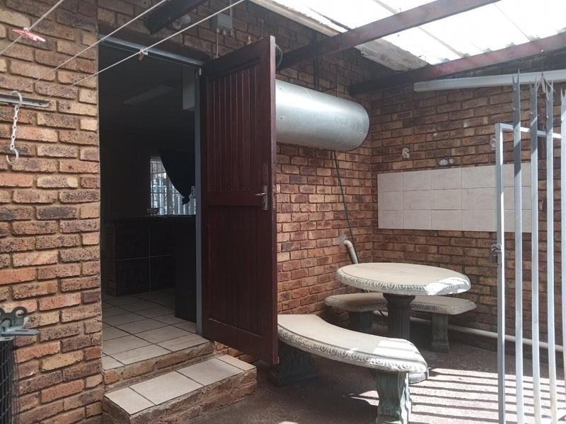 3 Bedroom Property for Sale in Randpoort Gauteng