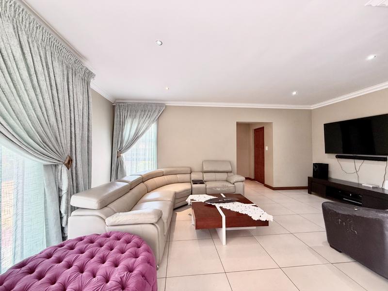 3 Bedroom Property for Sale in Thatchfield Gauteng