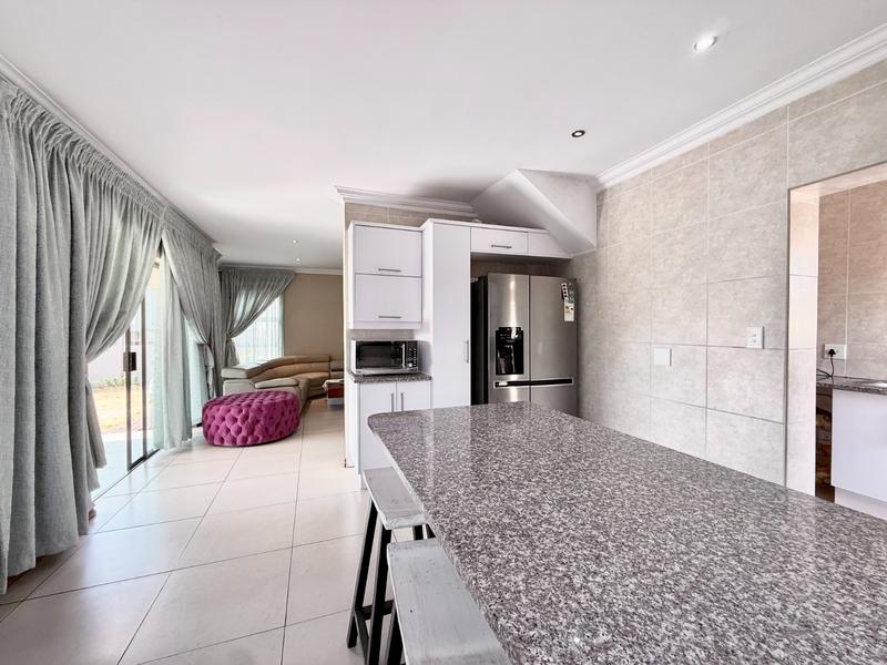 3 Bedroom Property for Sale in Thatchfield Gauteng