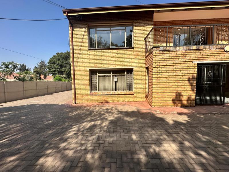 10 Bedroom Property for Sale in Erasmia Gauteng