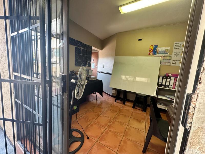 10 Bedroom Property for Sale in Erasmia Gauteng