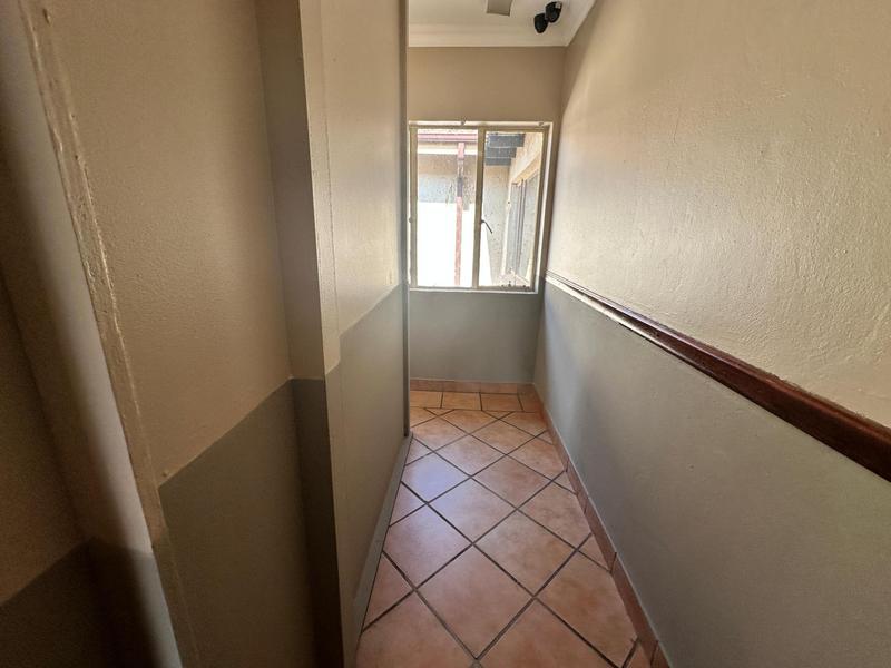 10 Bedroom Property for Sale in Erasmia Gauteng