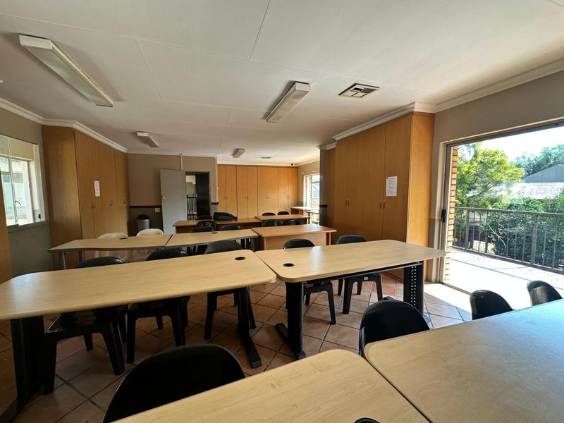 10 Bedroom Property for Sale in Erasmia Gauteng