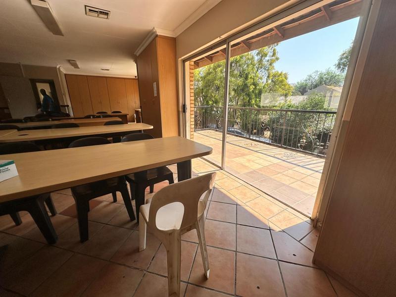 10 Bedroom Property for Sale in Erasmia Gauteng
