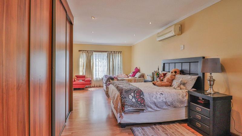 4 Bedroom Property for Sale in Isandovale Gauteng