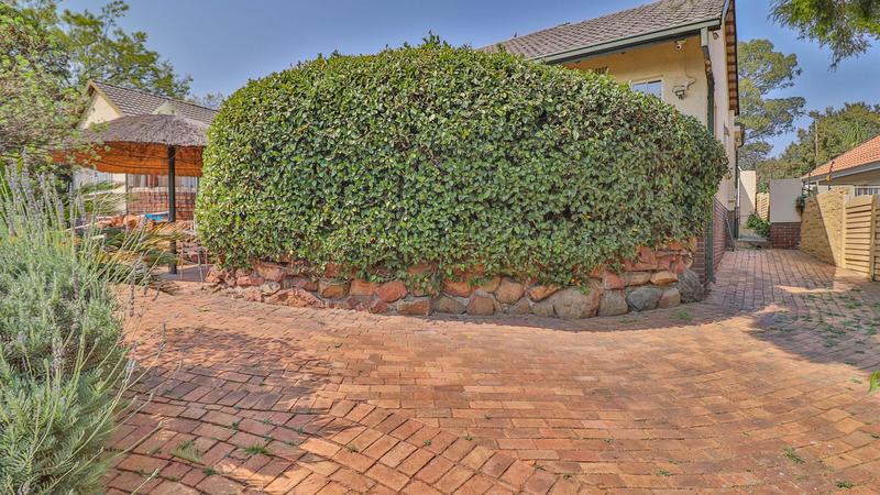 4 Bedroom Property for Sale in Isandovale Gauteng