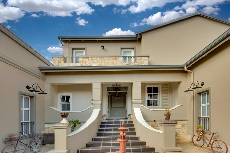 4 Bedroom Property for Sale in Waterfall Country Estate Gauteng