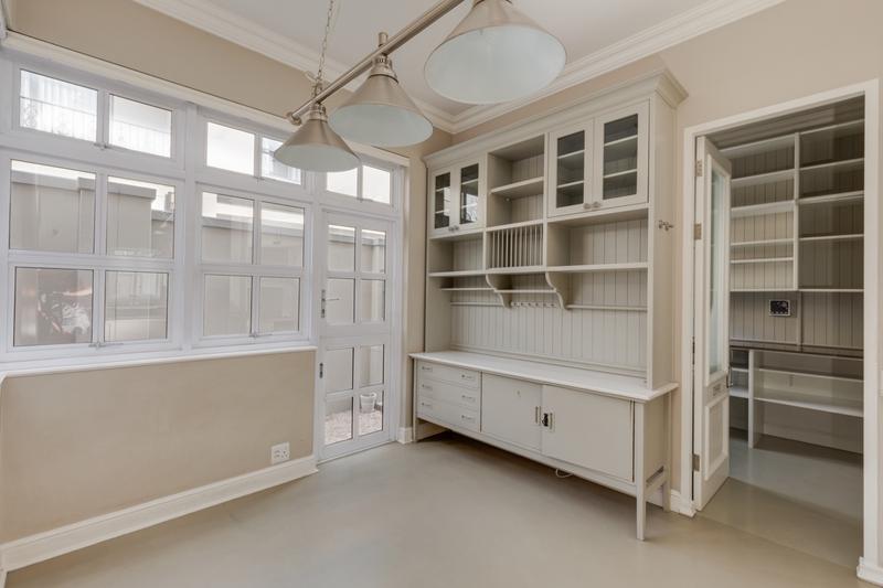 4 Bedroom Property for Sale in Waterfall Country Estate Gauteng