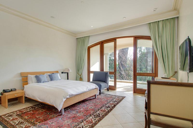 To Let 7 Bedroom Property for Rent in Hyde Park Gauteng