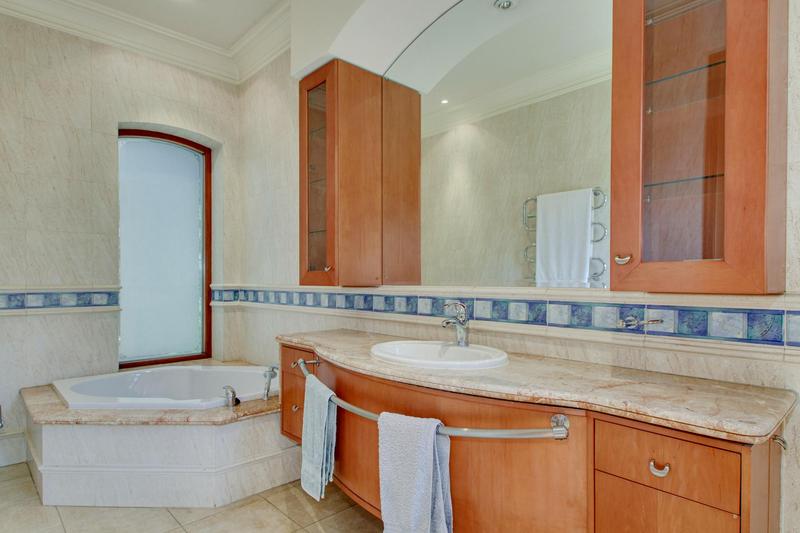 To Let 7 Bedroom Property for Rent in Hyde Park Gauteng