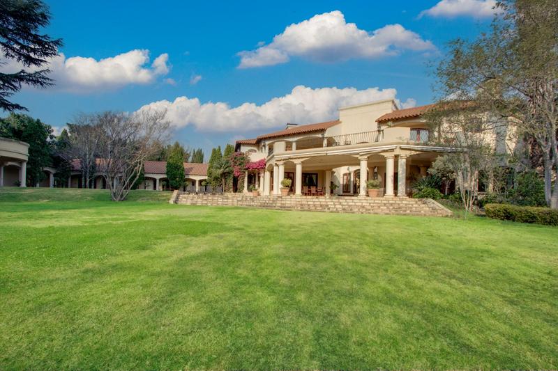 To Let 7 Bedroom Property for Rent in Hyde Park Gauteng