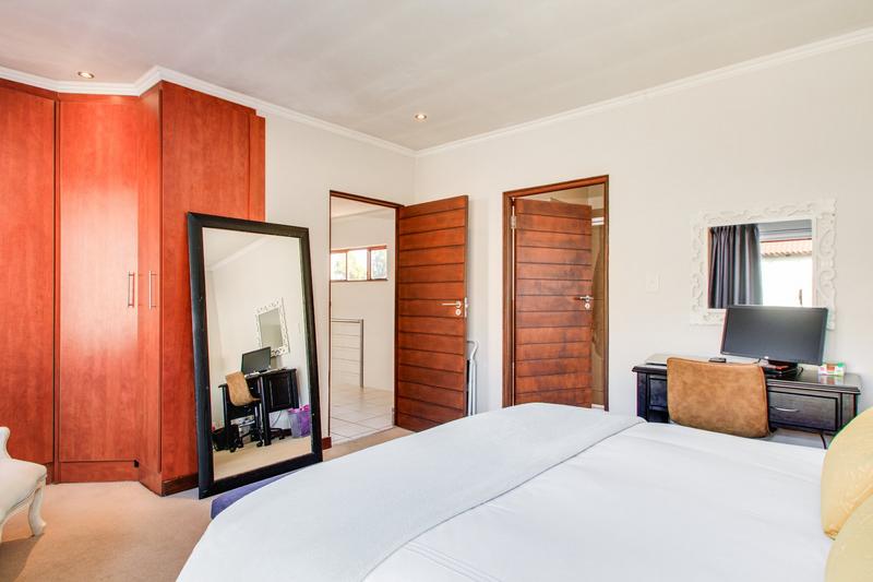 3 Bedroom Property for Sale in Dainfern Gauteng