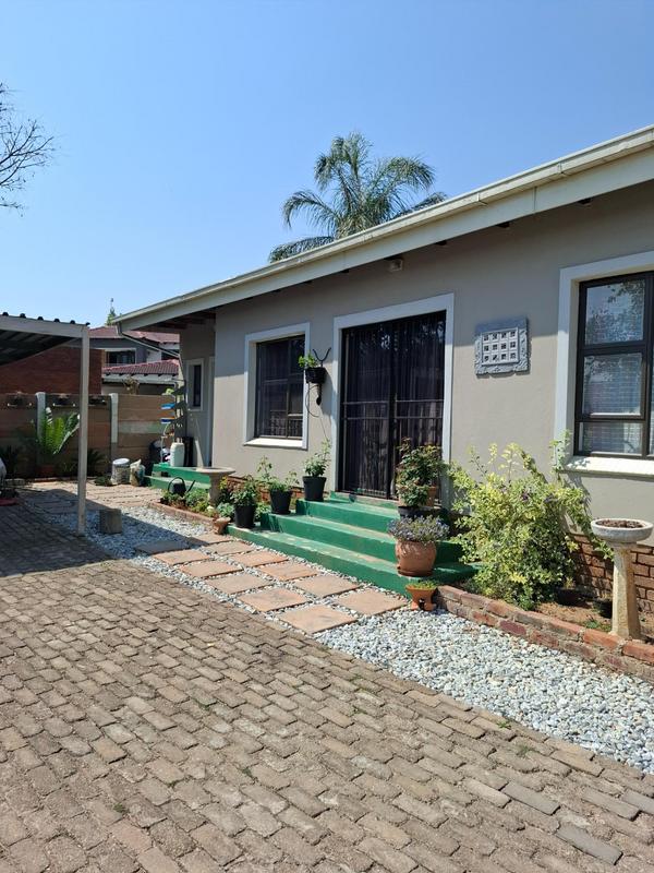 To Let 2 Bedroom Property for Rent in The Reeds Gauteng
