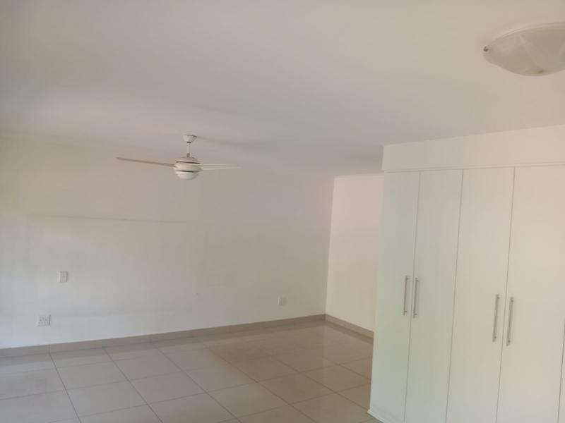 5 Bedroom Property for Sale in Wierda Park Gauteng