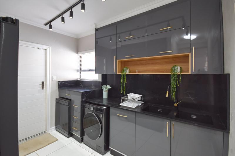 4 Bedroom Property for Sale in Golden Fields Estate Gauteng