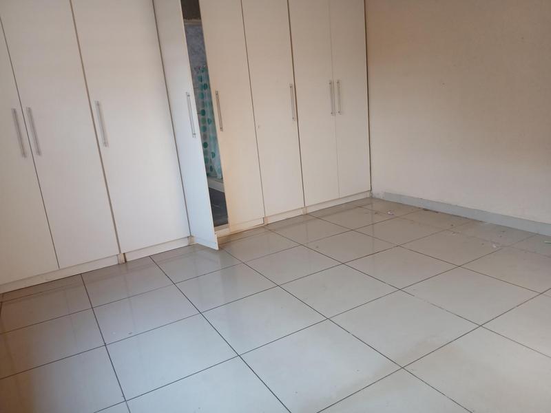 To Let 1 Bedroom Property for Rent in Zakariyya Park Gauteng
