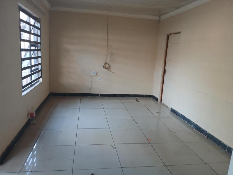 To Let 1 Bedroom Property for Rent in Zakariyya Park Gauteng