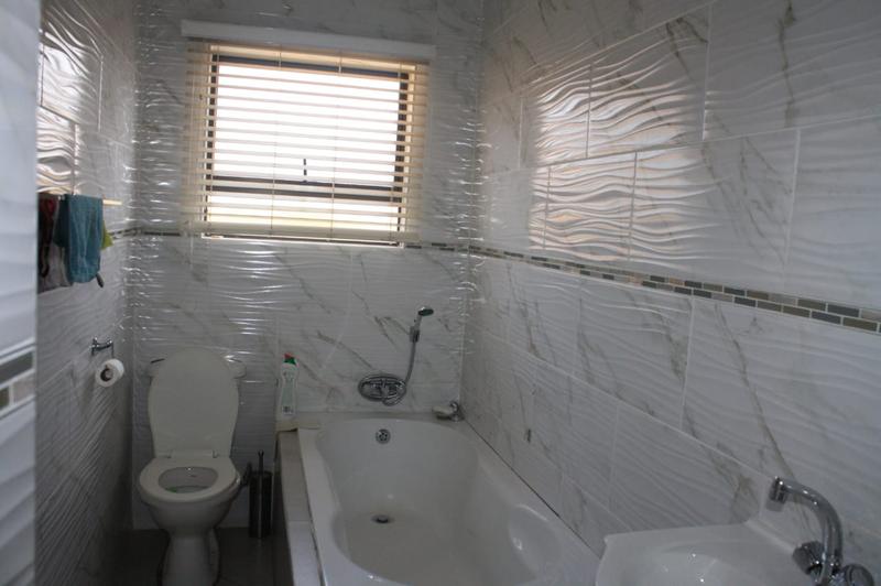 4 Bedroom Property for Sale in Olievenhoutbosch Gauteng