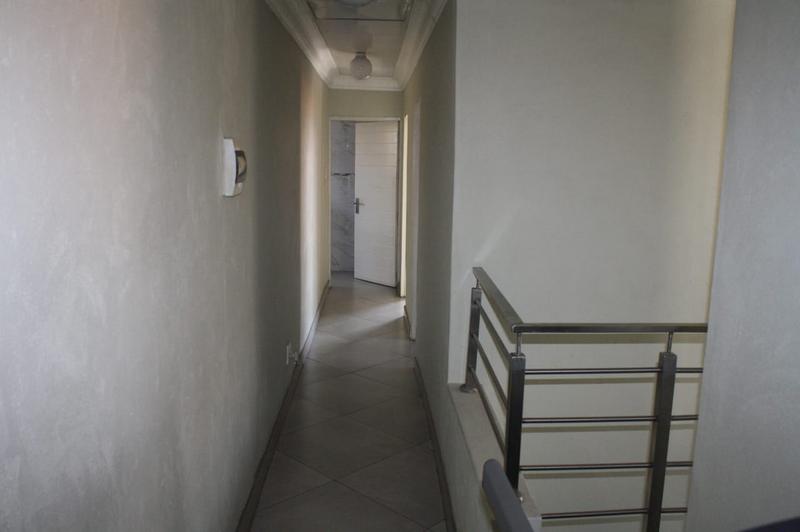 4 Bedroom Property for Sale in Olievenhoutbosch Gauteng