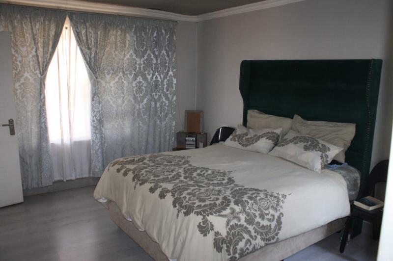 4 Bedroom Property for Sale in Olievenhoutbosch Gauteng