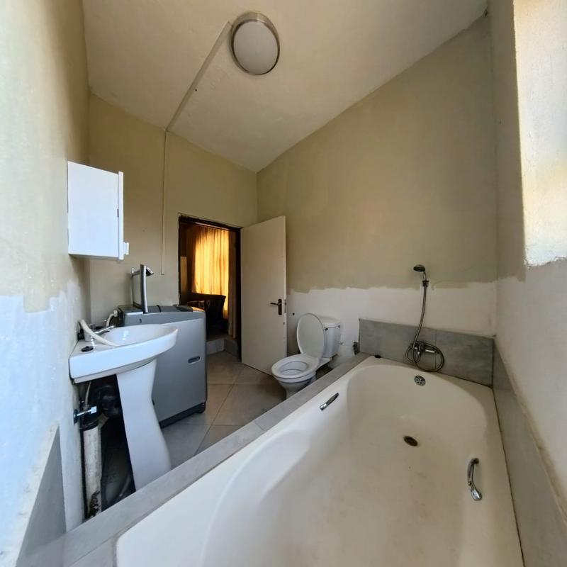 4 Bedroom Property for Sale in Olievenhoutbosch Gauteng