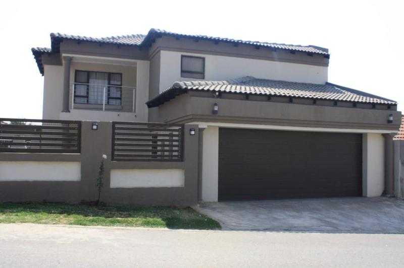4 Bedroom Property for Sale in Olievenhoutbosch Gauteng