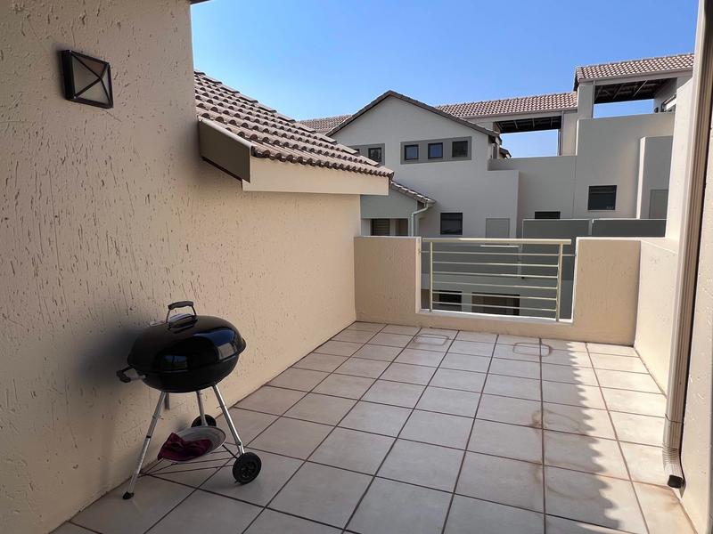 To Let 1 Bedroom Property for Rent in Bryanston Gauteng
