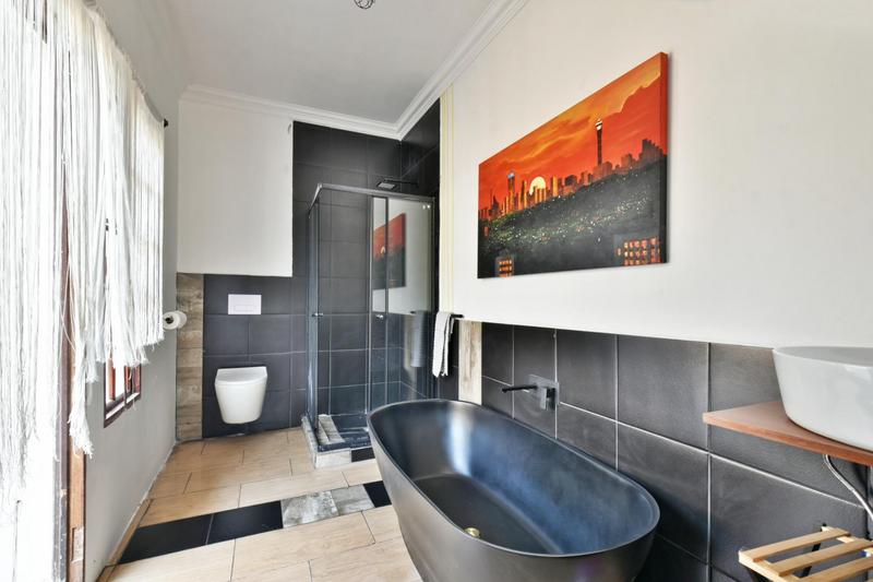 3 Bedroom Property for Sale in Sunnyridge Gauteng