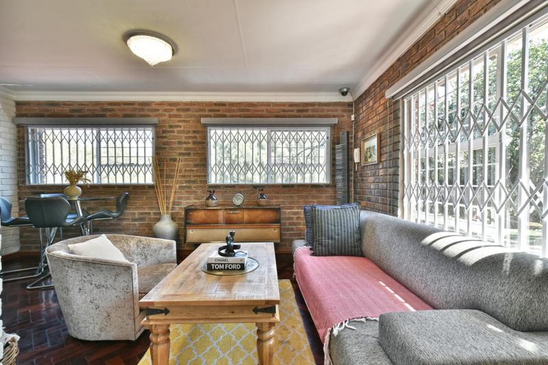 3 Bedroom Property for Sale in Mulbarton Gauteng