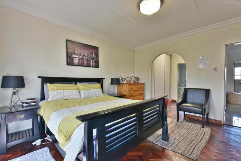 3 Bedroom Property for Sale in Mulbarton Gauteng