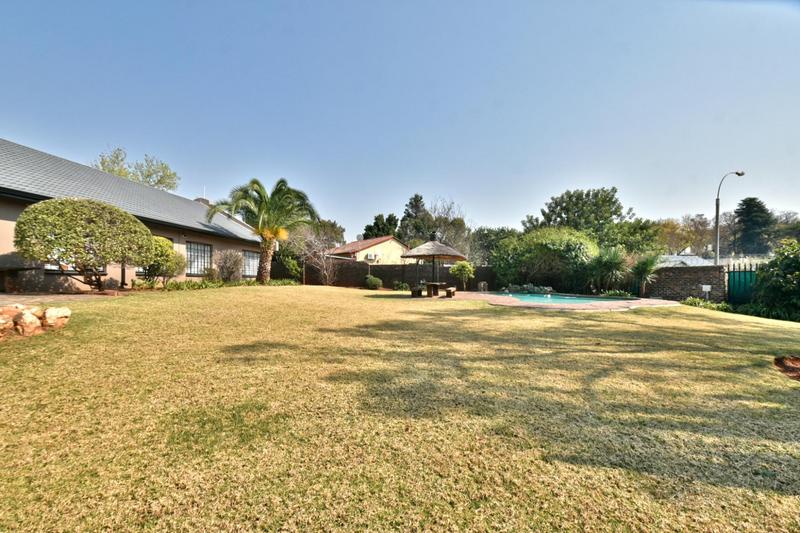 3 Bedroom Property for Sale in Weltevreden Park Gauteng